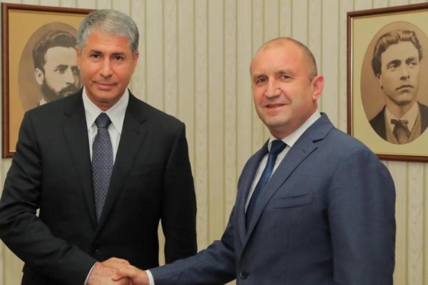 Vilayət Eyvazov Bolqarıstan prezidenti ilə görüşdü