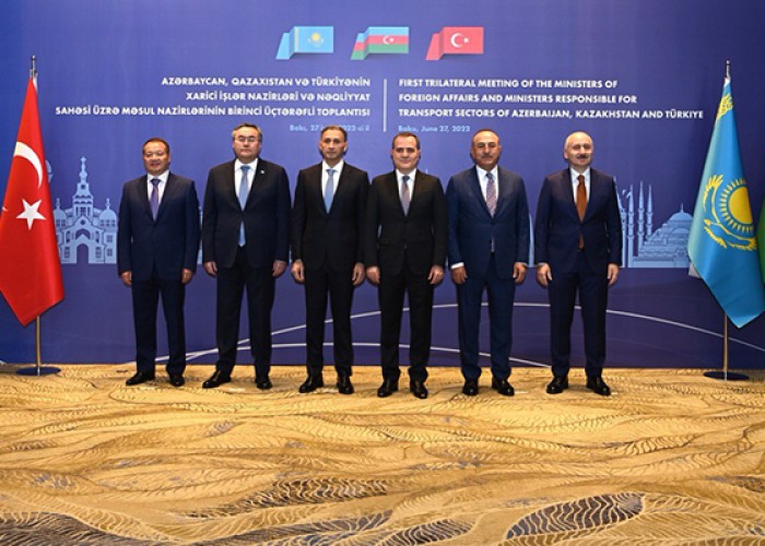 Bakıda Azərbaycan-Türkiyə-Qazaxıstan nazirləri iclas keçirdi- VİDEO