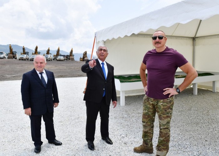 Prezident Laçın Beynəlxalq Hava Limanına getdi- YENİLƏNİB (FOTOLAR)