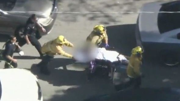 Los-Ancelesdə 10 nəfər insanlara atəş açdı - VİDEO