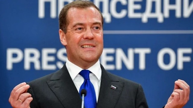 "Ukrayna 4 ölkə arasında bölünüb" - Medvedev (FOTO)
