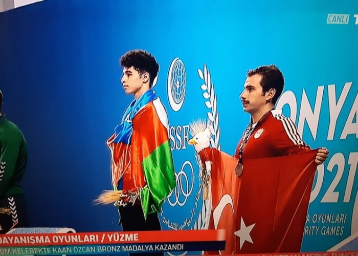 Azərbaycan üzgüçülükdə ilk qızıl medalınıQAZANDI