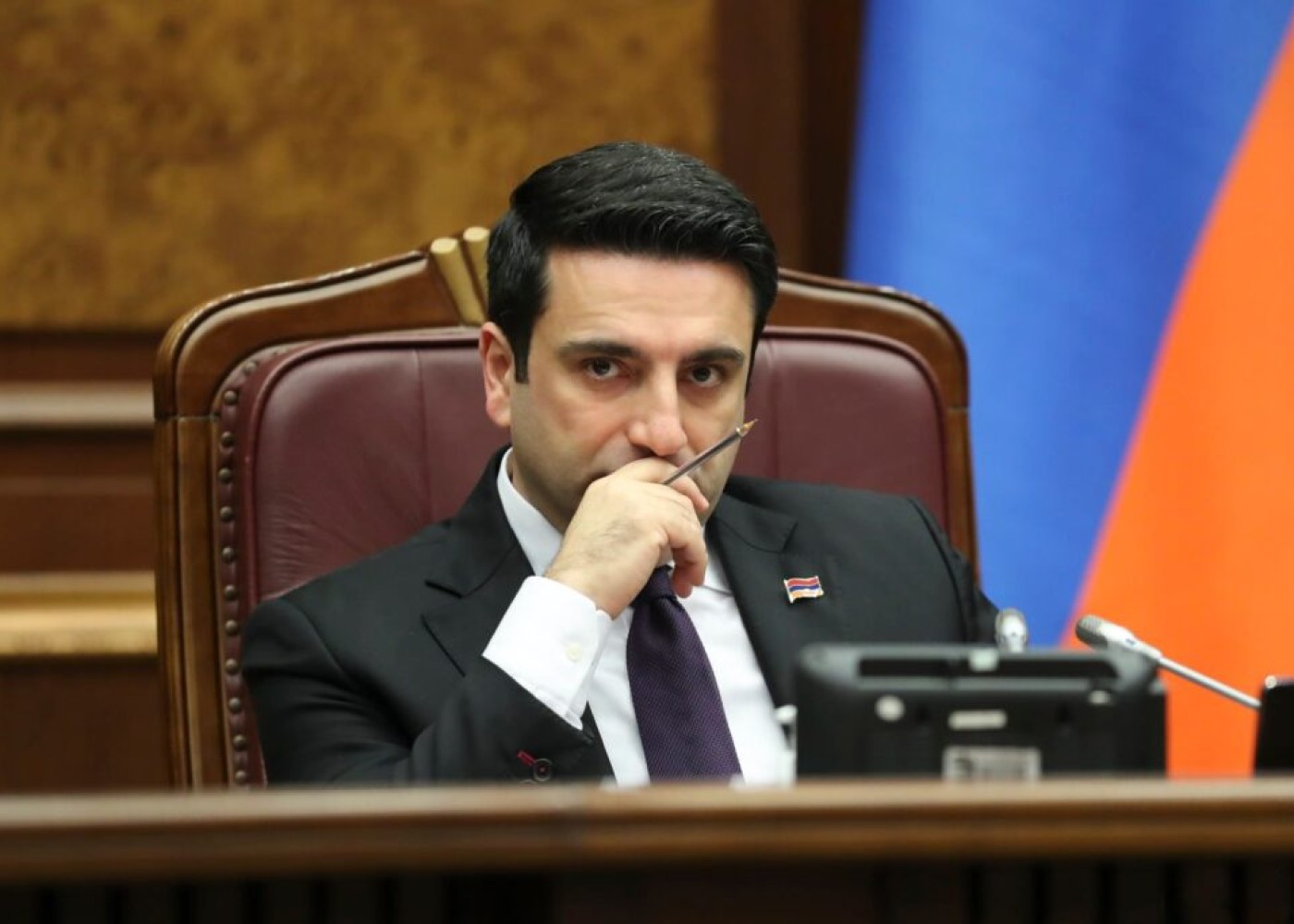 "Simonyan bütün qırmızı xətləri keçib"- Rusiya Federal Şurası
