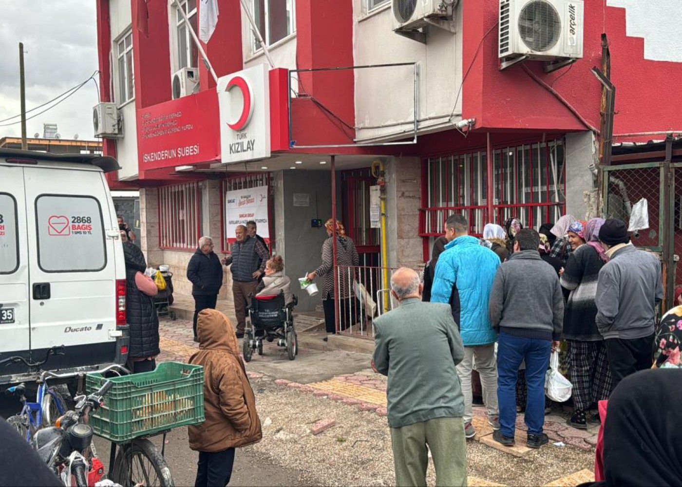 Türkiyədə Qızıl Ayparanın sədri döyüldü