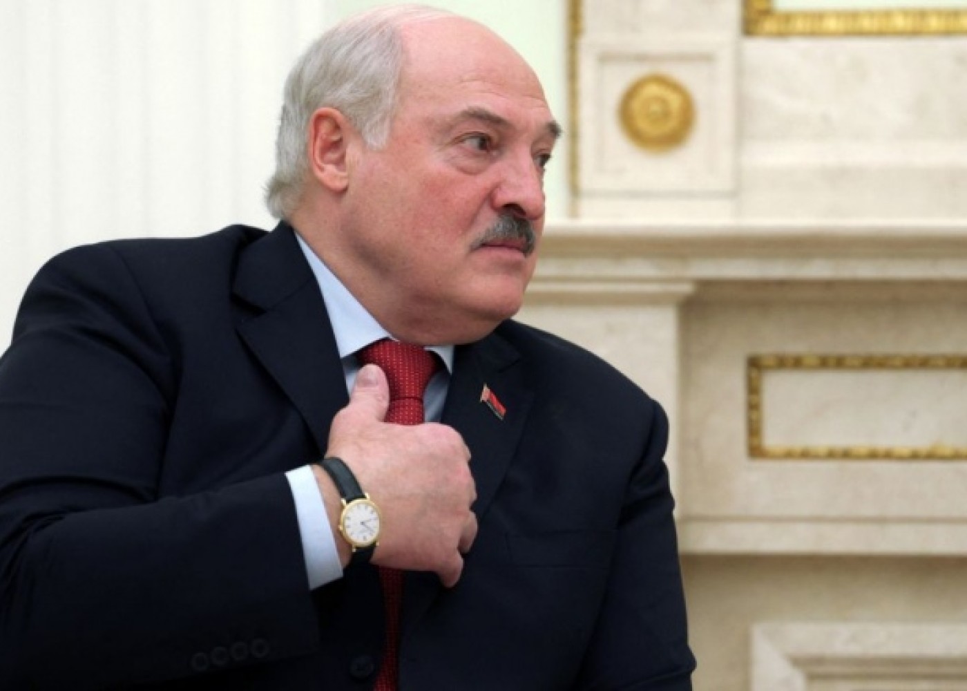 Lukaşenko yeni nazirə neft tapmağı tapşırdı
