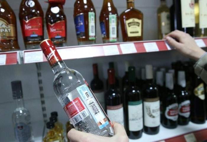 Azərbaycan içki idxalını    artırdı