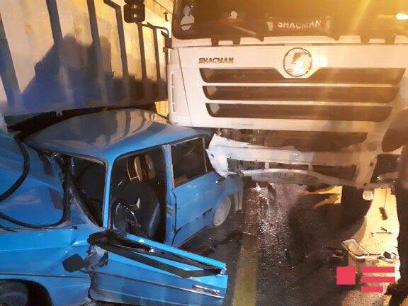Bakıda yük maşını 9 avtomobilə çırpıldı:   4 nəfər xəsarət aldı - FOTO- YENİLƏNİB