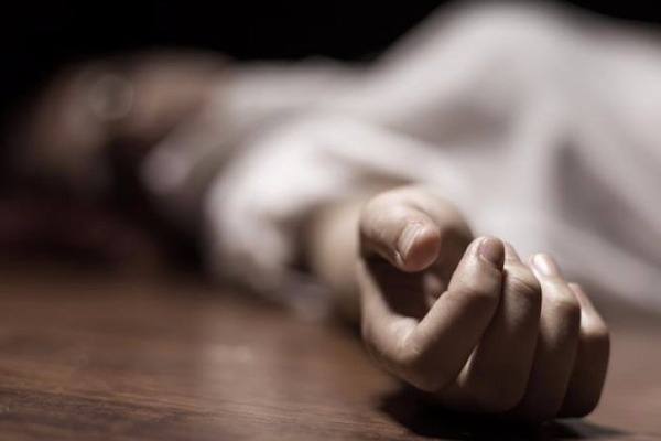 57 yaşlı qadın pilləkəndən yıxılıb öldü -  BAKIDA