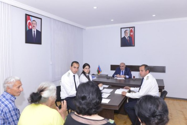 Baş prokuror Ağstafa rayonunda vətəndaşları qəbul etdi 